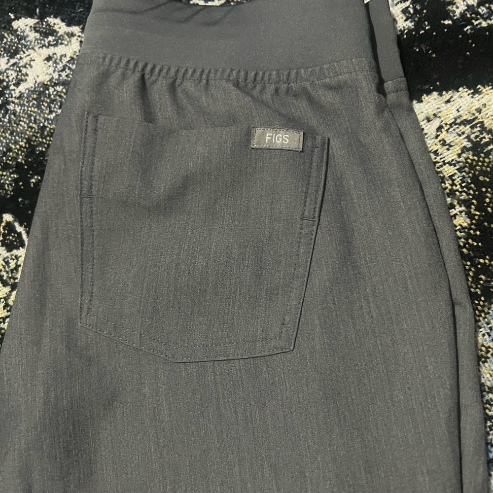 FIGS Zamora Jogger Scrub Pants Women